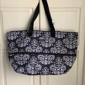 Vera Bradley expandable travel bag NWOT